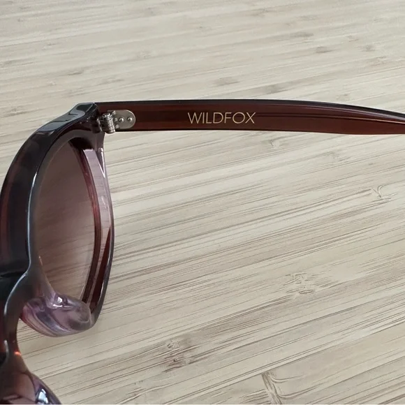 Wildfox Smart Fox Dark Gradient Purple Brown Sunglasses